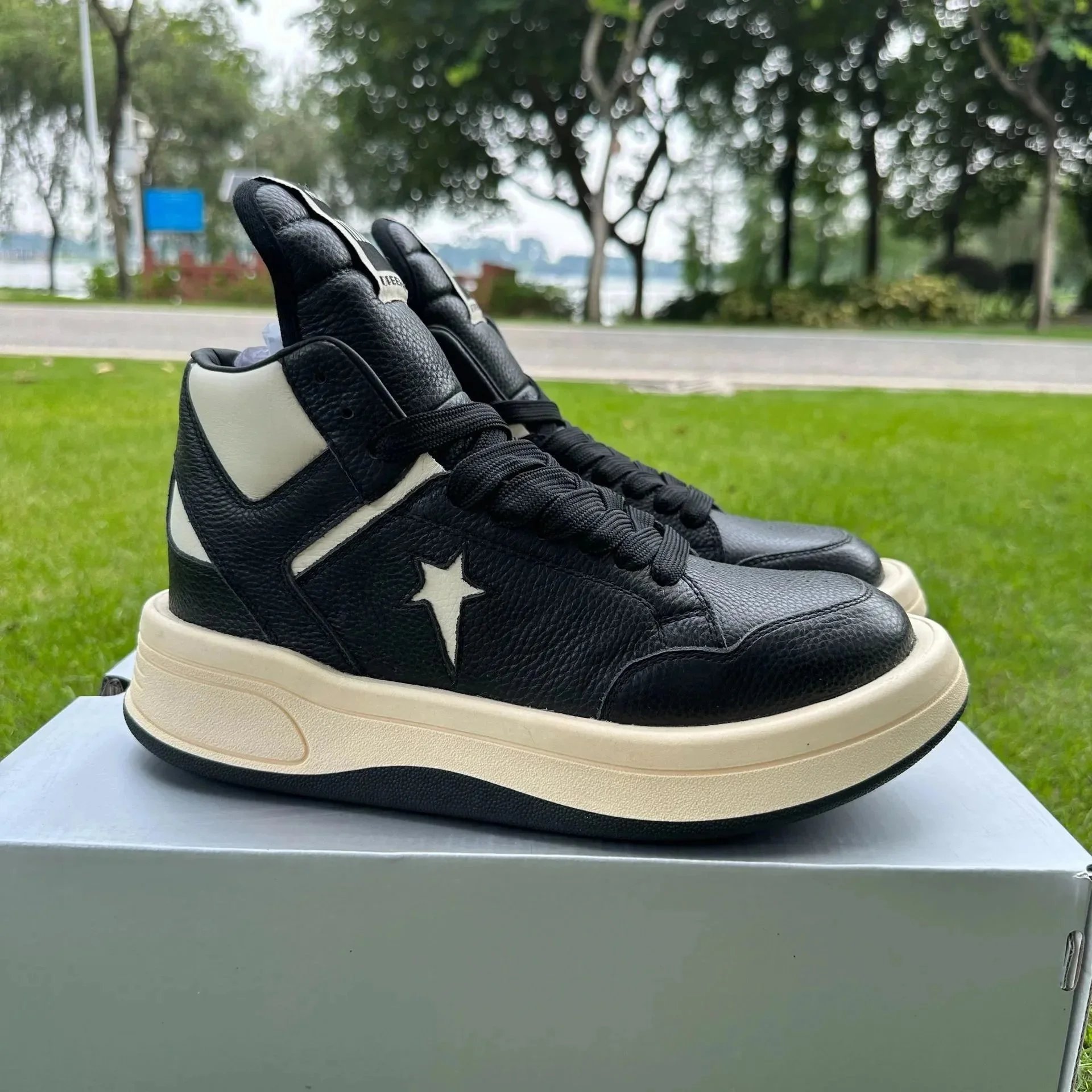 10黑色