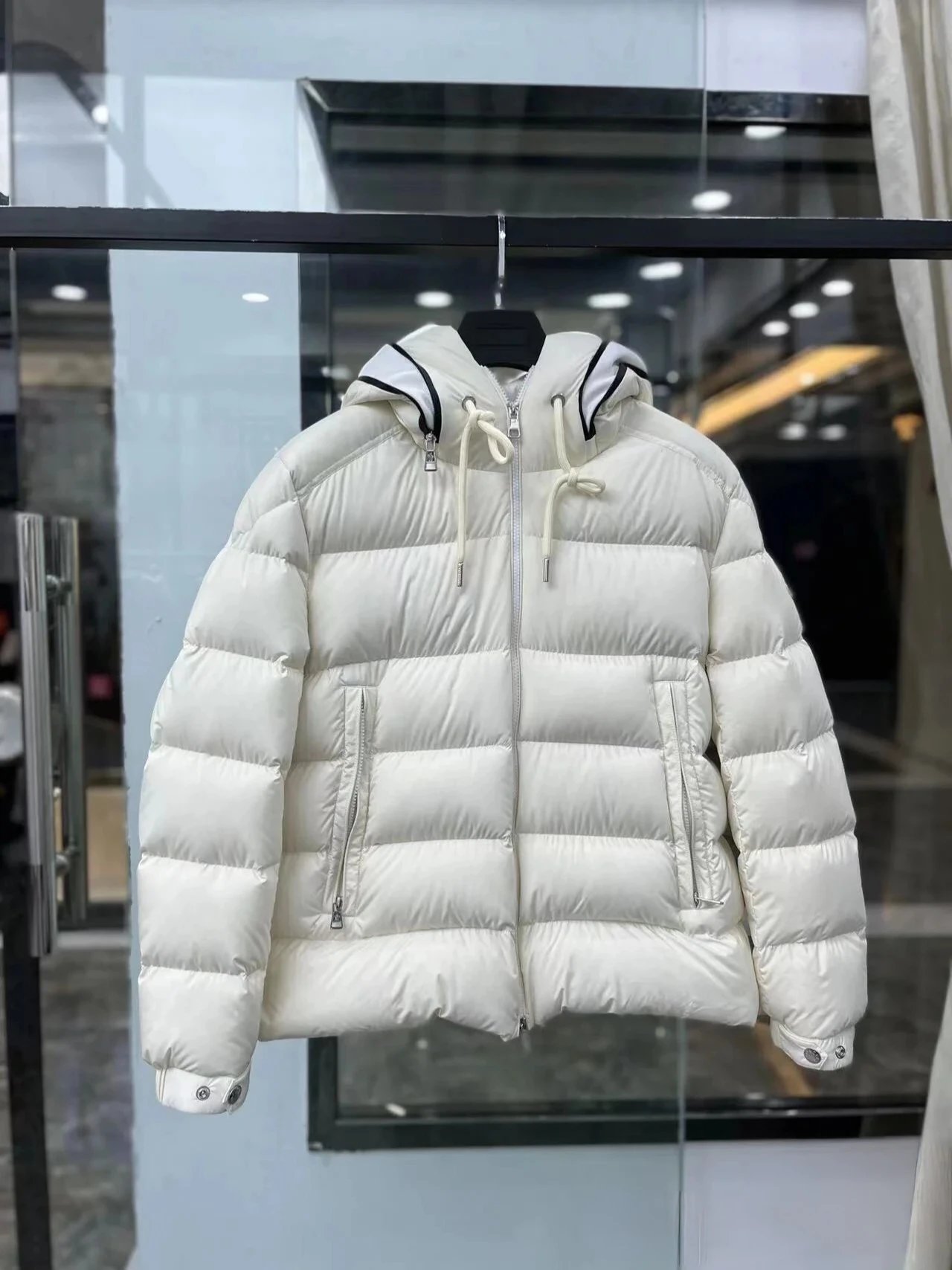 白色2