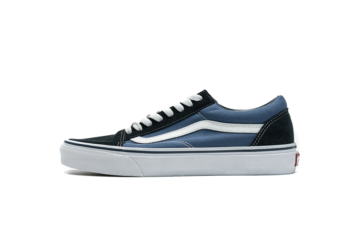 Navy White VN00D3HNVY