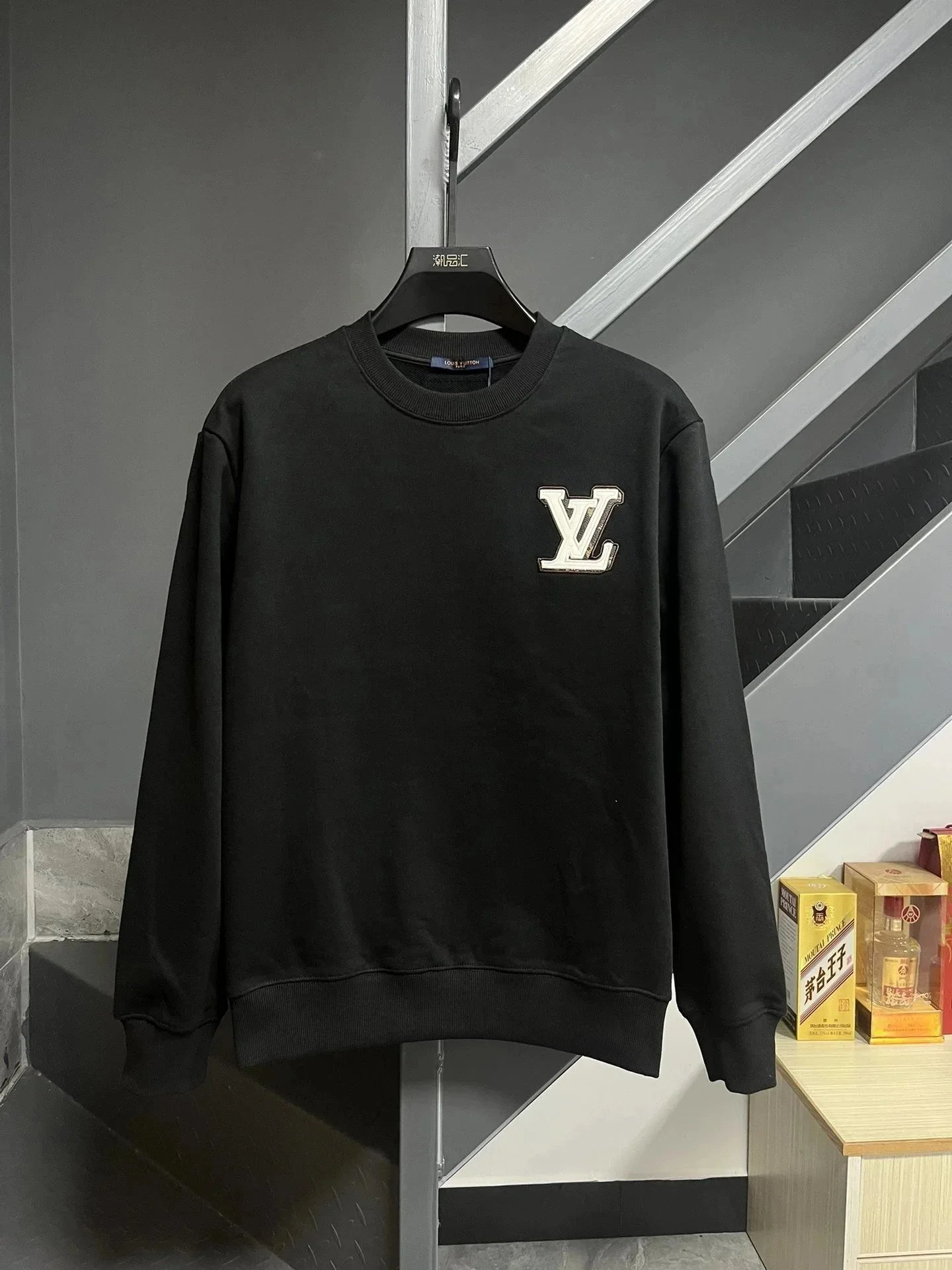 经典logo贴皮绣-黑色