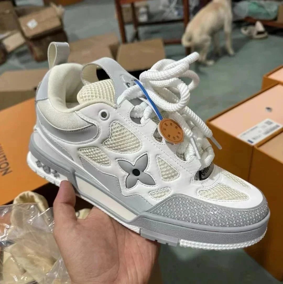 灰白