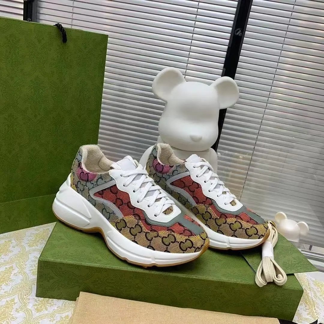 橙白色