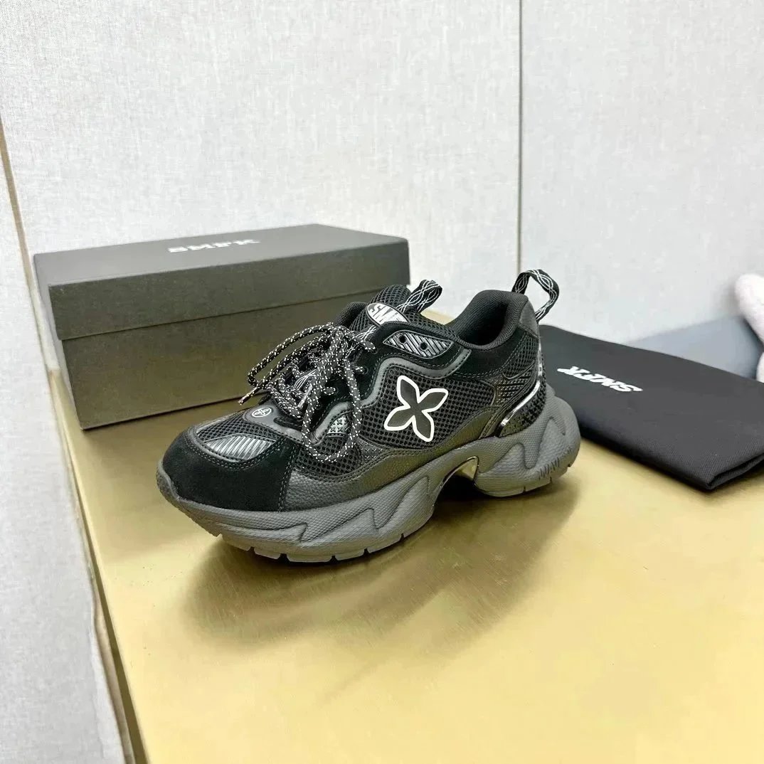 18黑色005