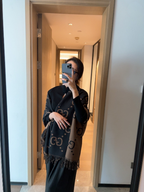 GUCCI.2