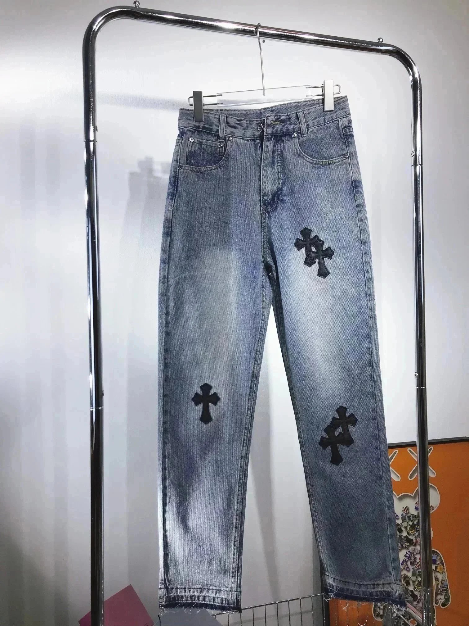 04