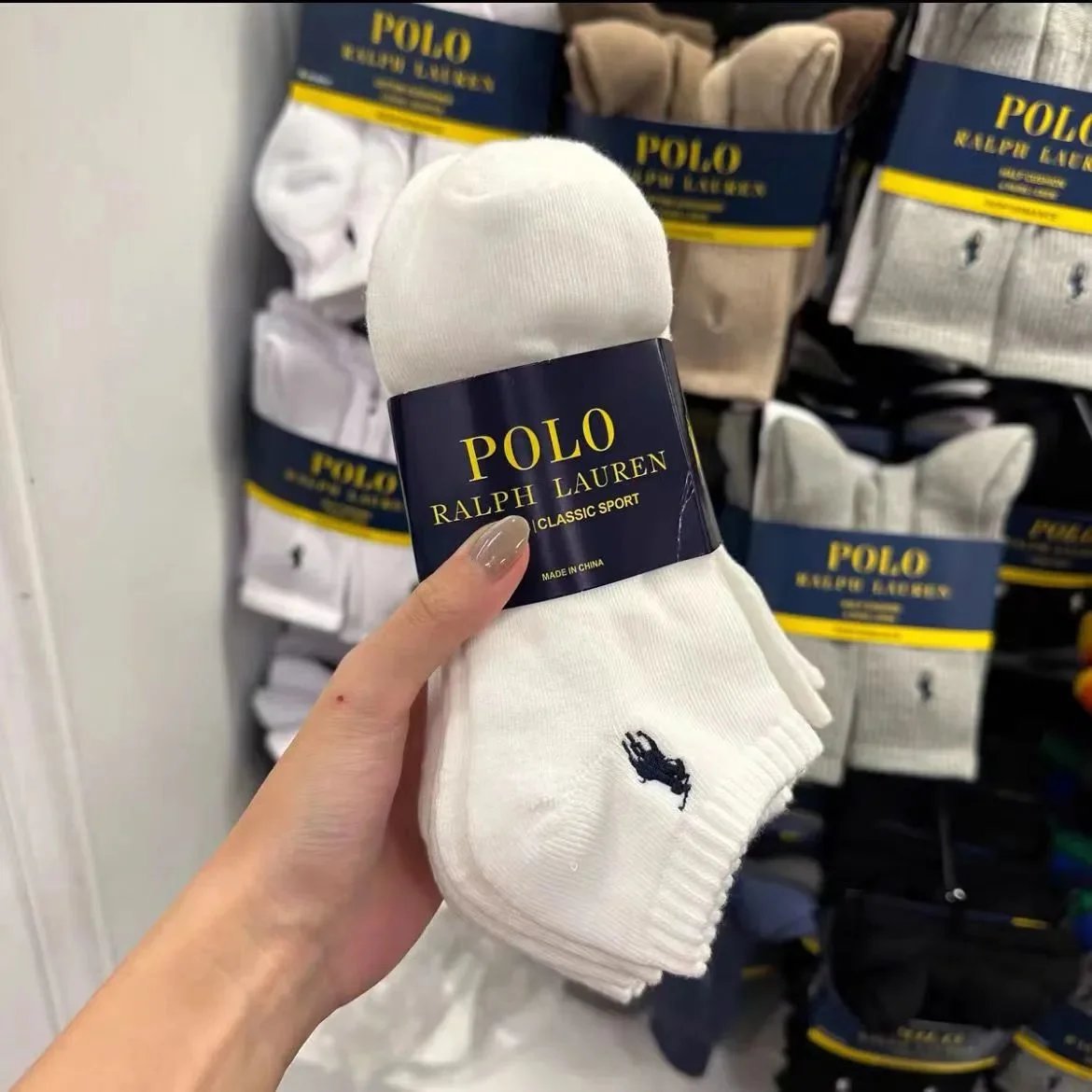 White Short-6 Pairs
