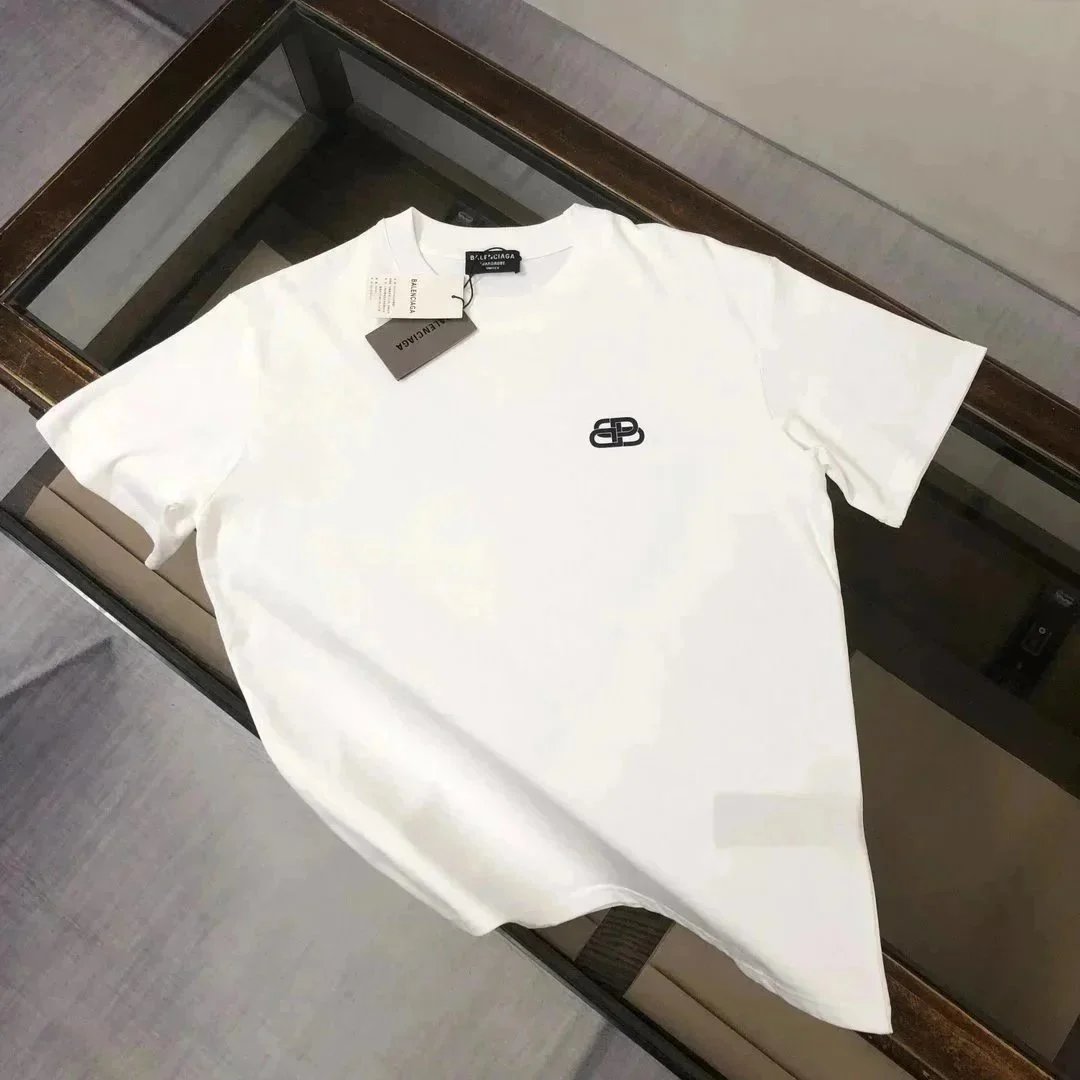 16白色