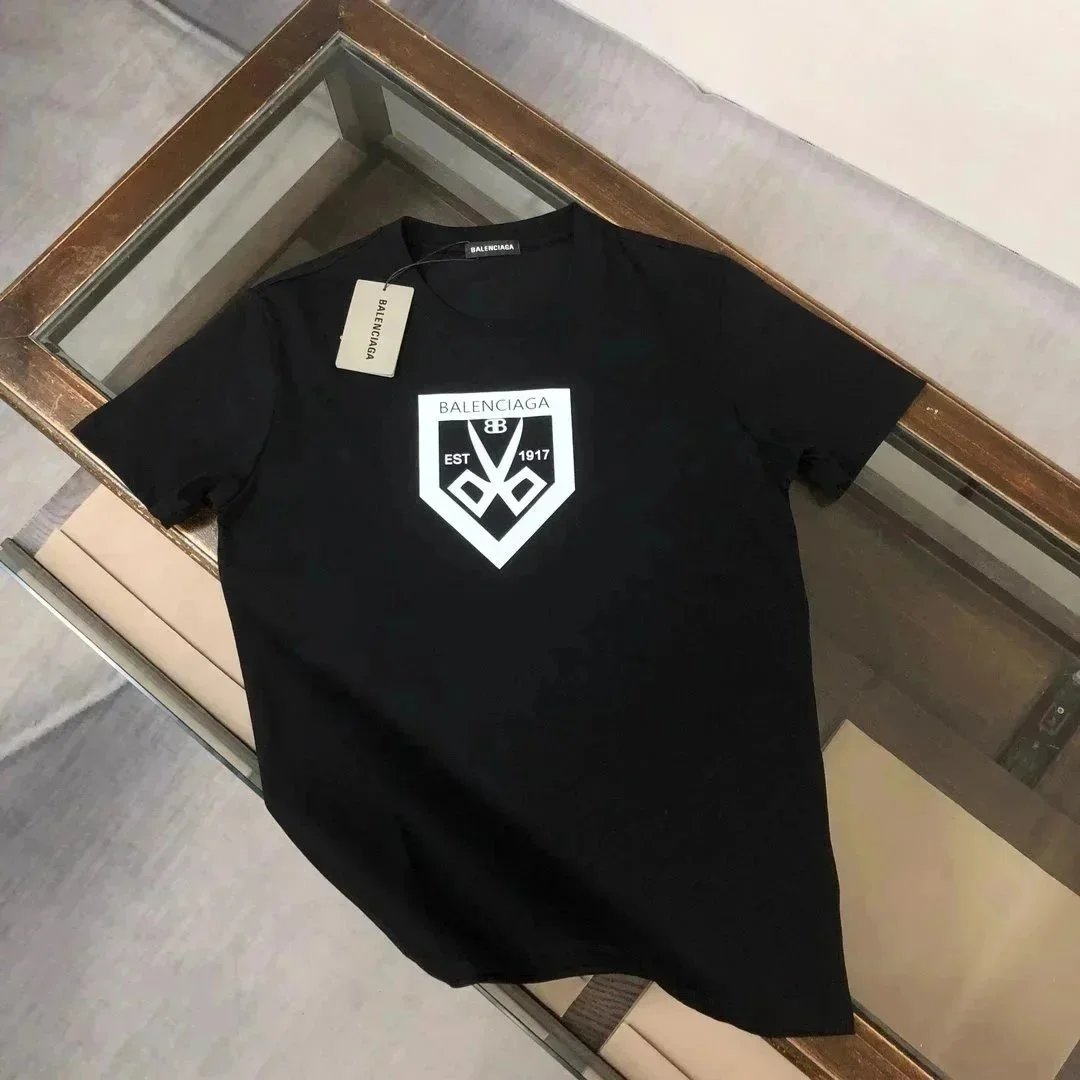 11黑色