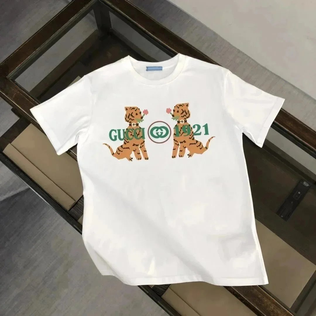23白色