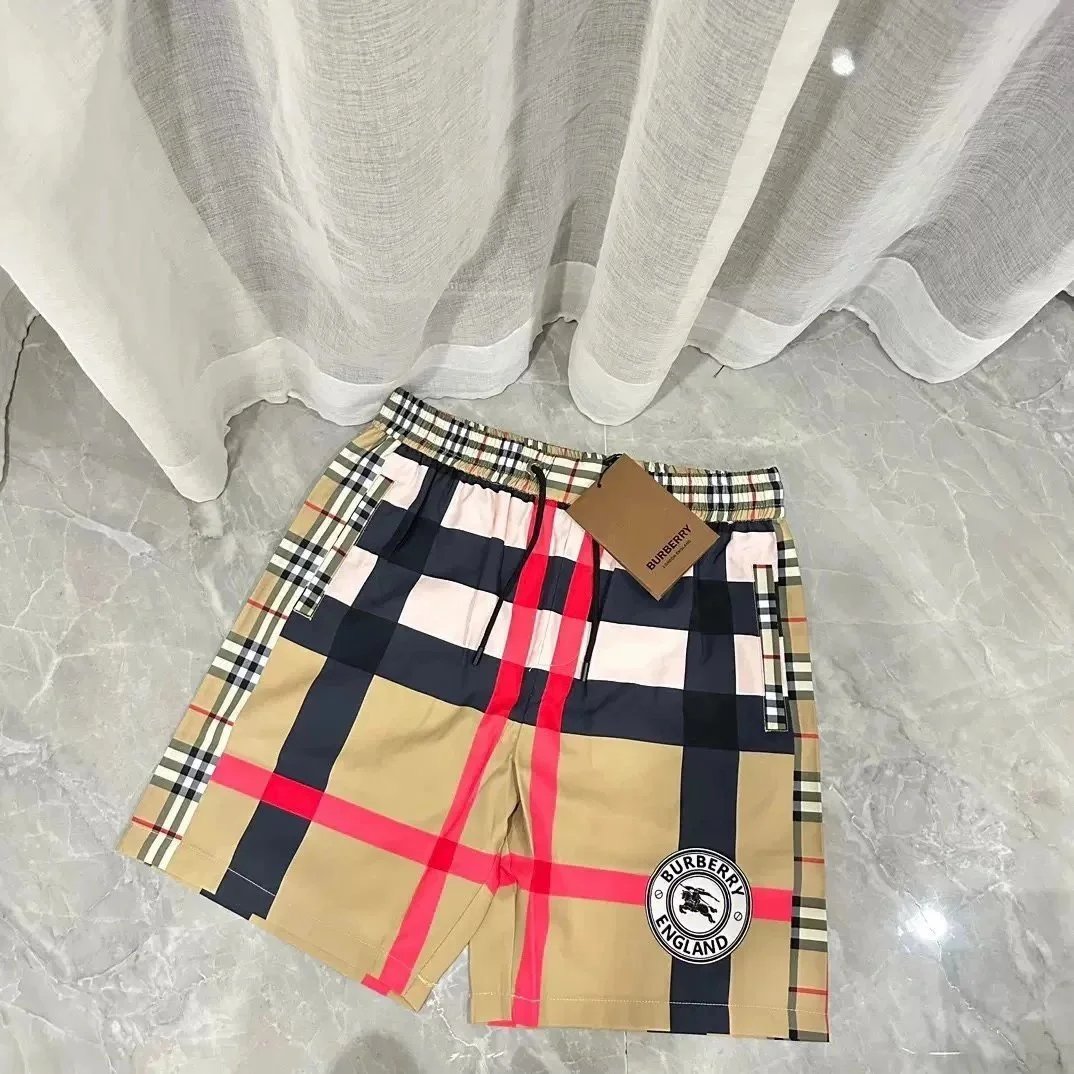 Burberry 04