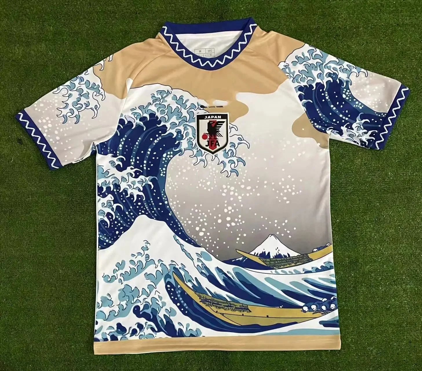 日本海浪