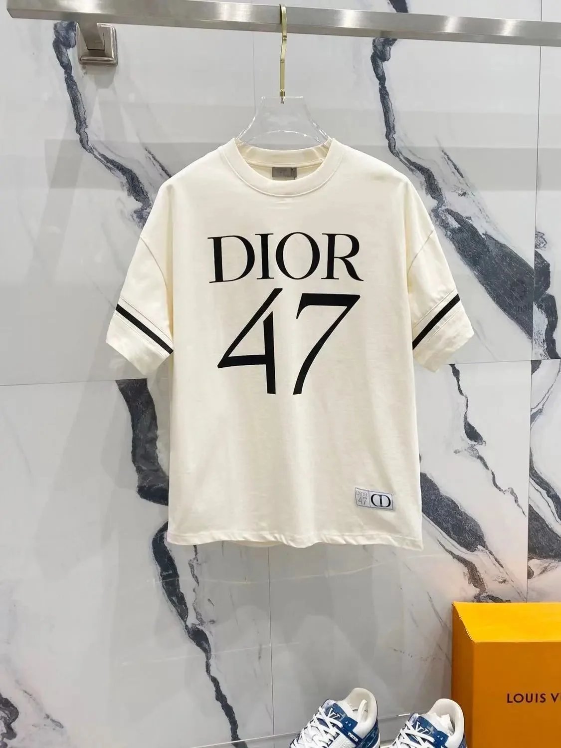 23