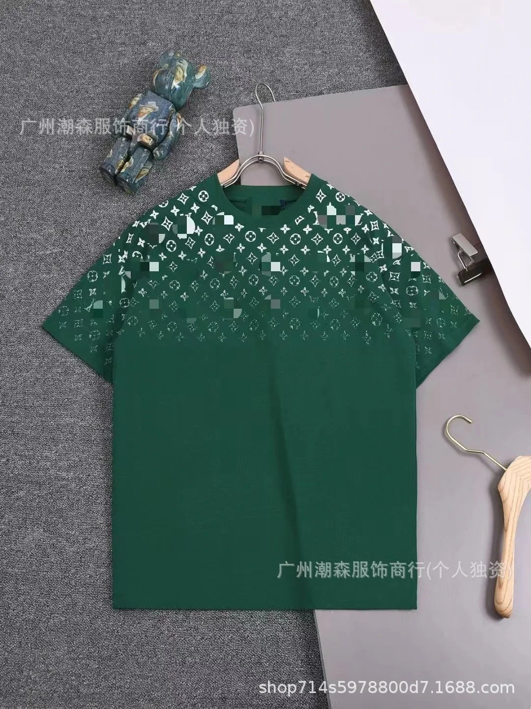 绿色