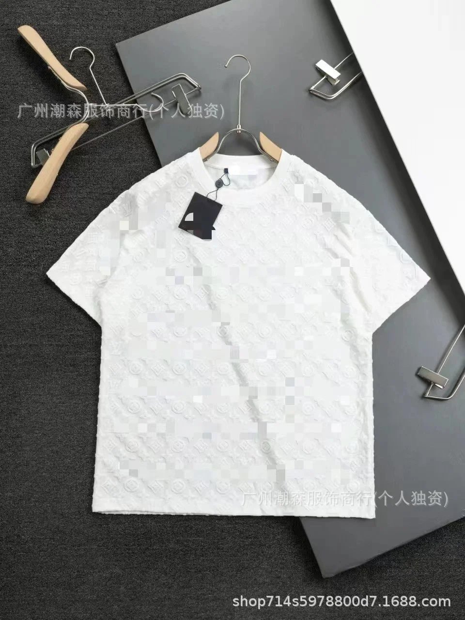 03白色