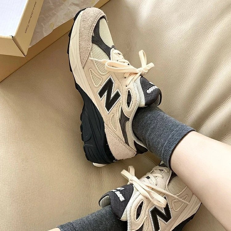 New Balance 990v5 Running Shoes for Women Beige Black