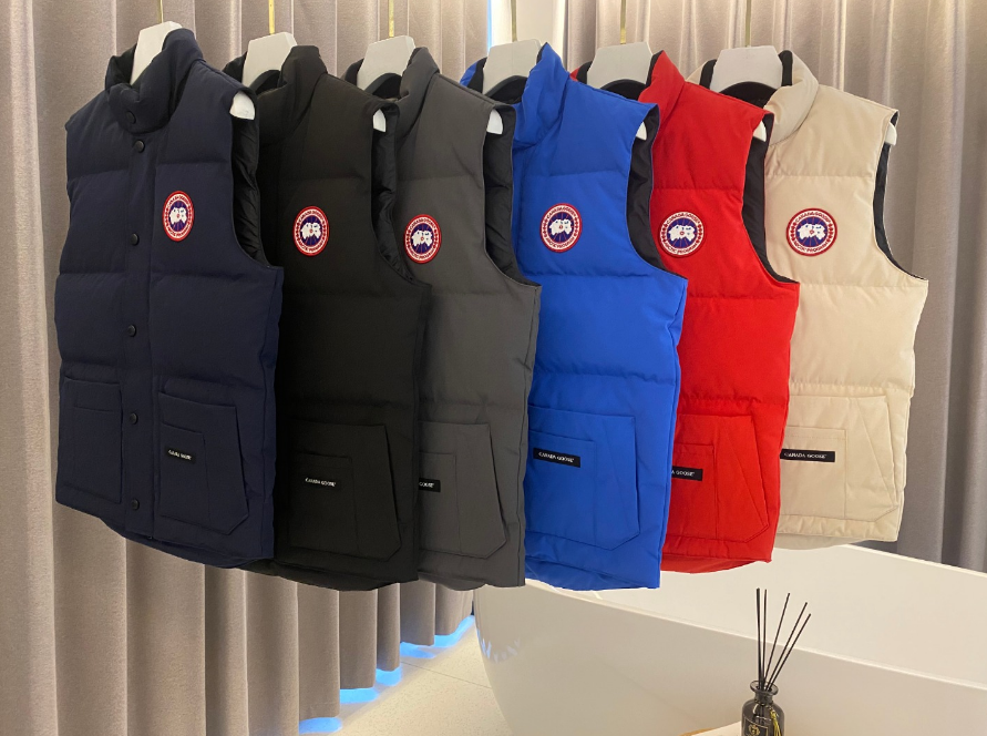 Canada Goose Men's Down Vest Warm Winter Puffer Vest