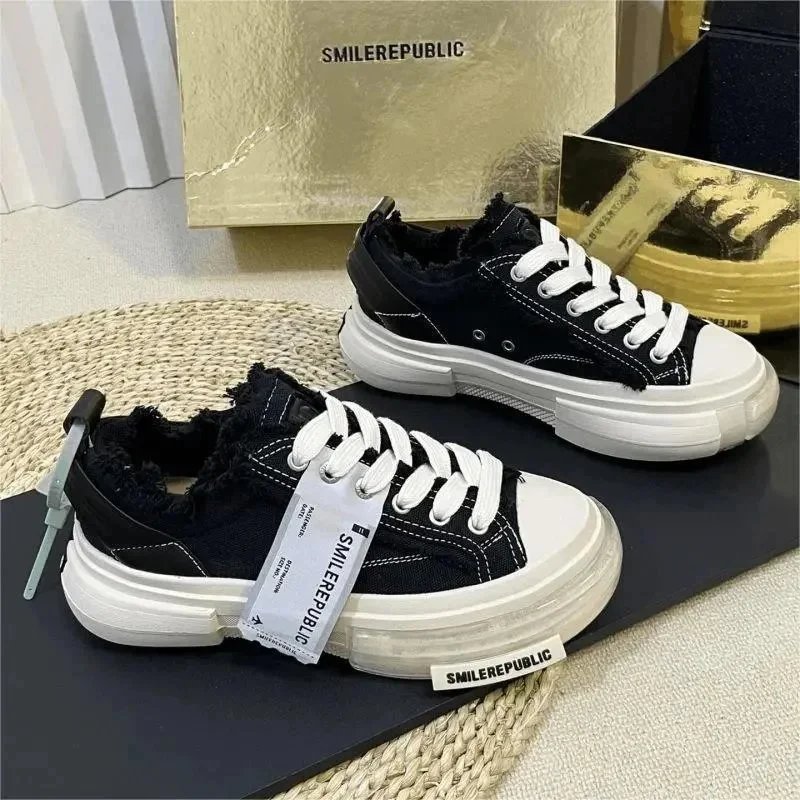 SMILEREPUBLIC Black Canvas Sneakers with Thick Sole and Furry Lining