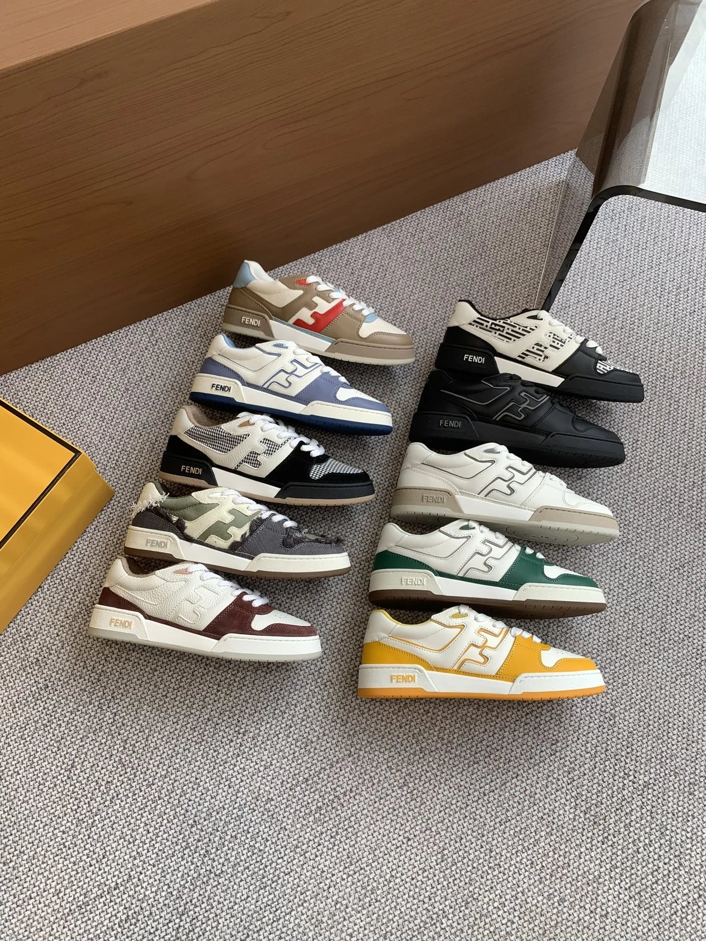 FENDI Sneakers Low Top Fashion Leather Shoes