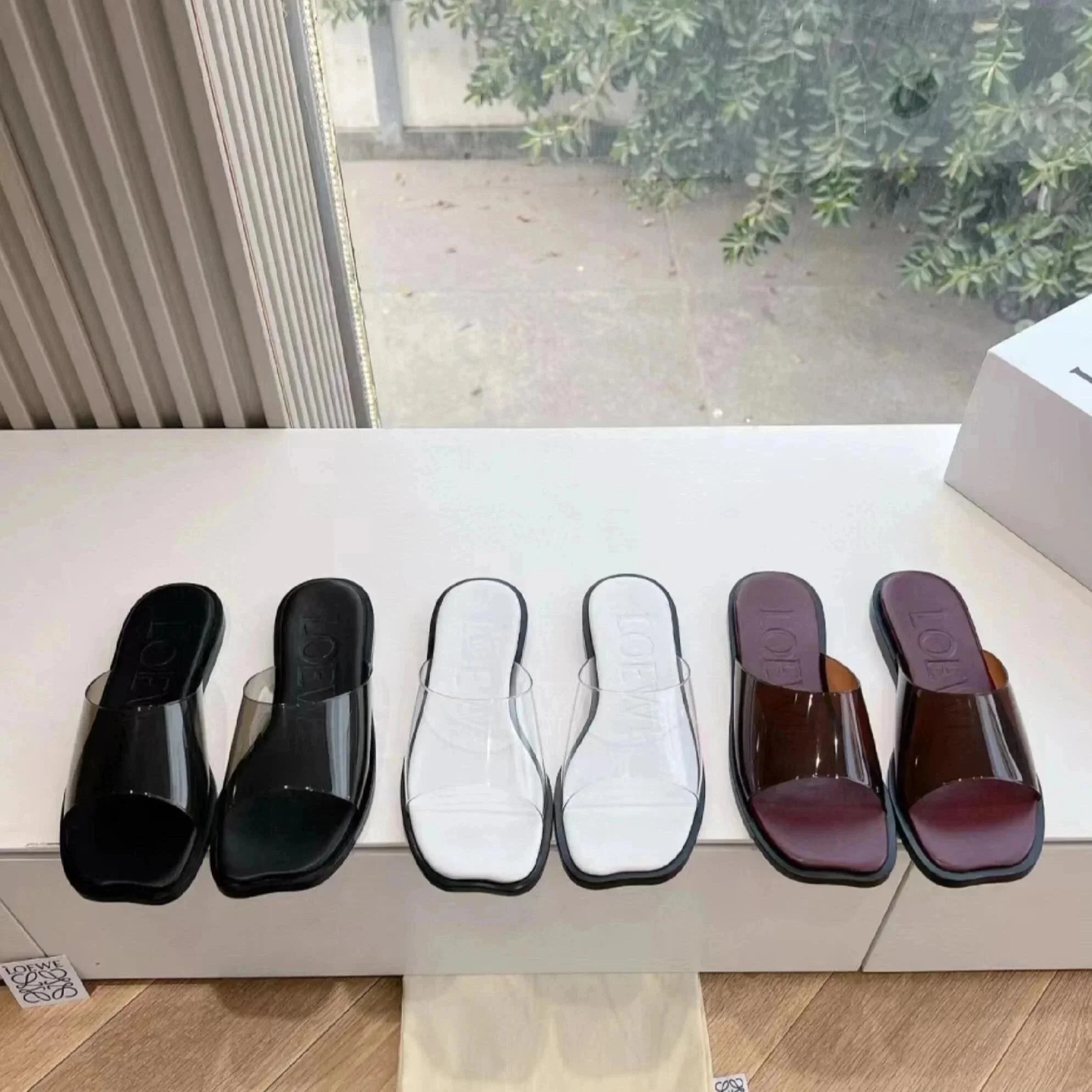 LOEWE Transparent Slide Sandals Women Fashion Flat Slides