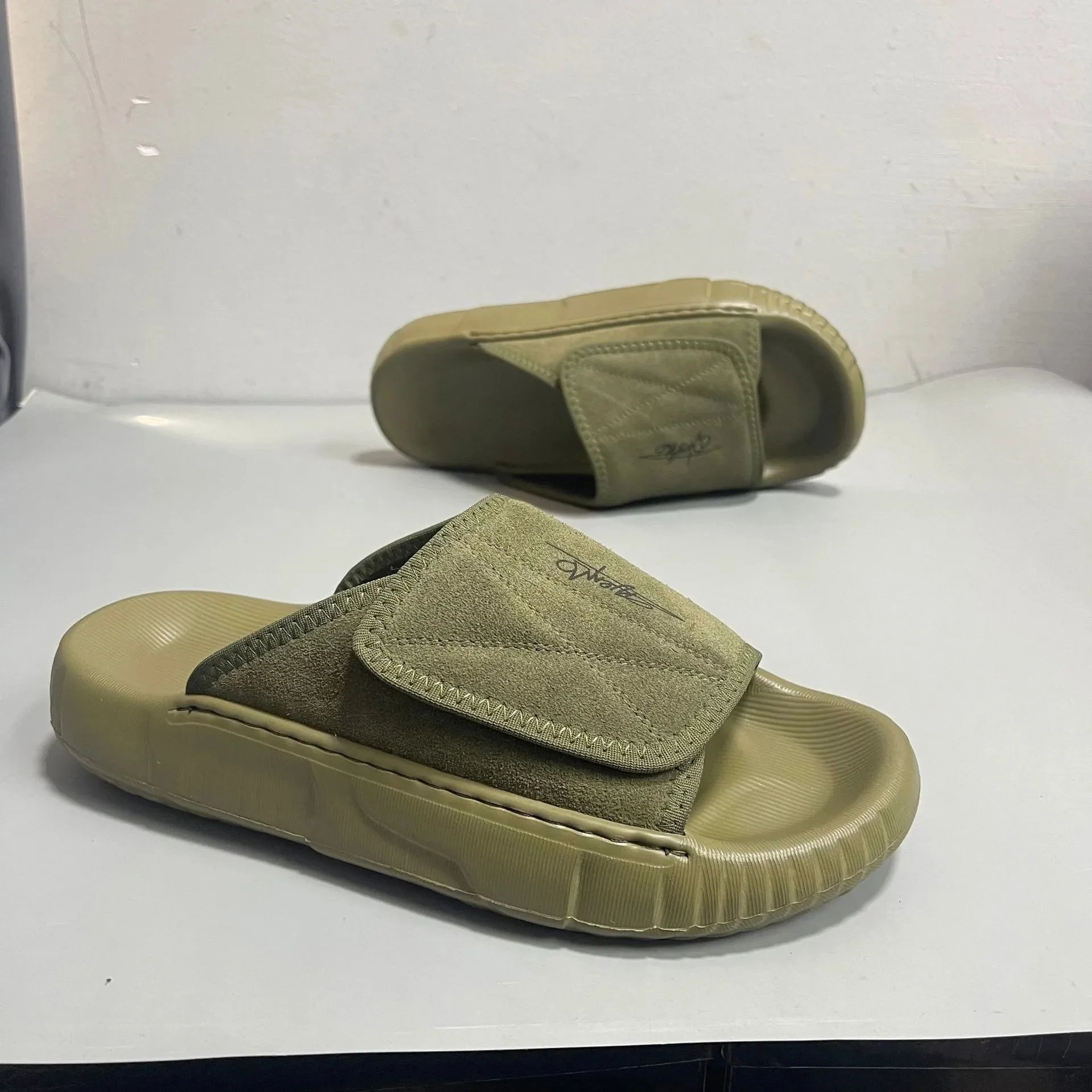 Y-3 Men's Slide Sandals Lightweight Comfortable Summer Slides