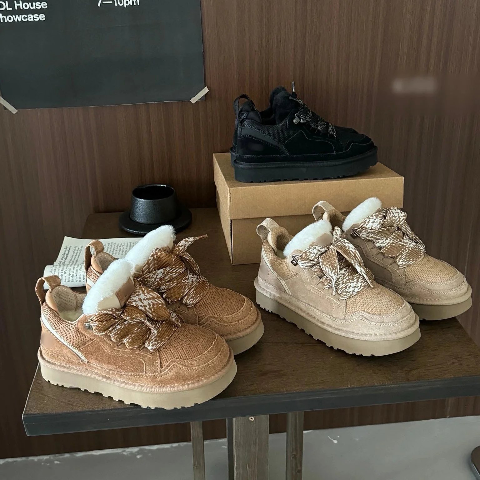 Cozy Winter Sneakers with Faux Fur Lining and Chunky Sole