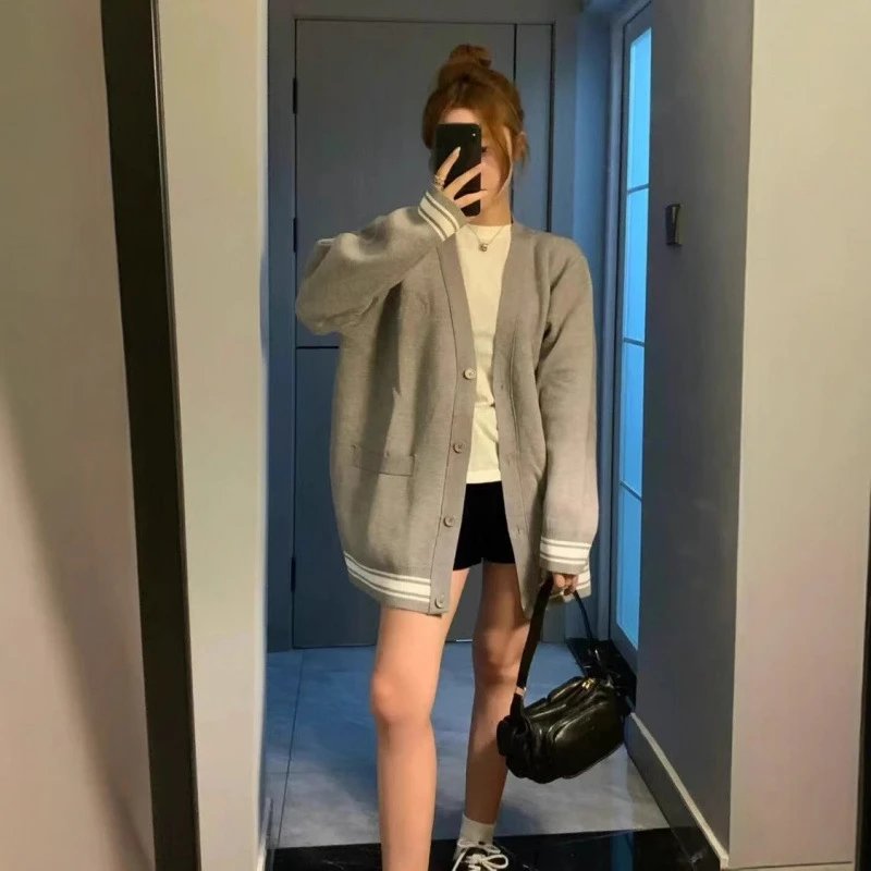 Gray Knit Cardigan Sweater for Women Casual Oversized Long Sleeve Outerwear