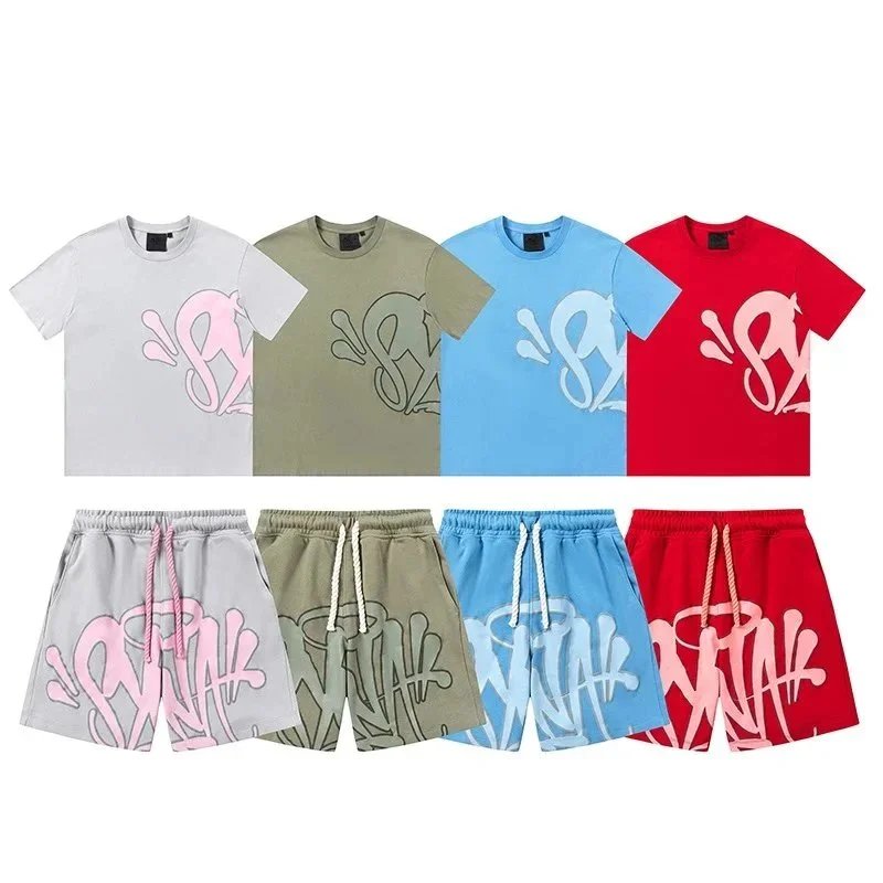 WINK Graffiti Print T-Shirt and Shorts Set for Men and Women